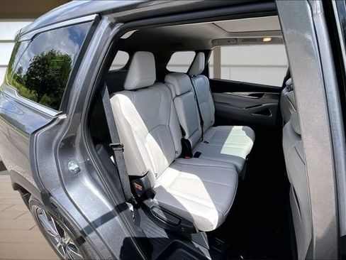 Used 2026 INFINITI QX60 Luxe w/ Cargo Package FWD image 26