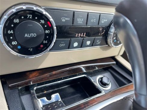 Used 2013 Mercedes-Benz C 300 4MATIC Sedan image 18