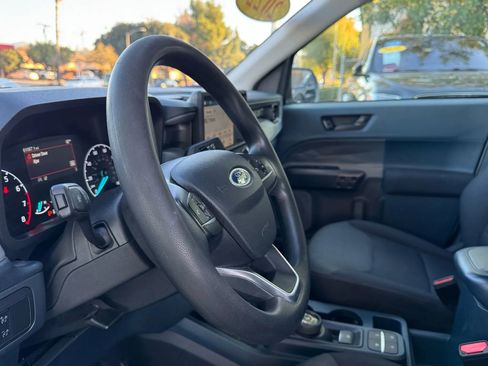 Used 2022 Ford Maverick XL image 21