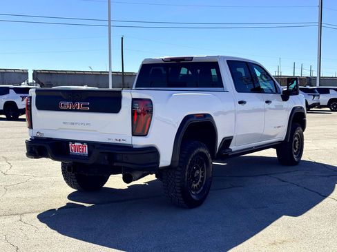 Used 2024 GMC Sierra 2500 AT4X w/ AT4X AEV Edition image 9