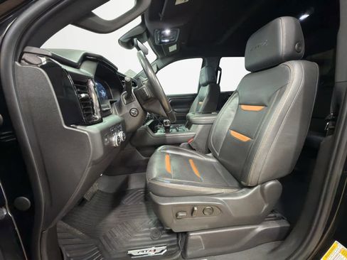 Used 2022 GMC Sierra 1500 AT4 w/ AT4 Premium Package image 17