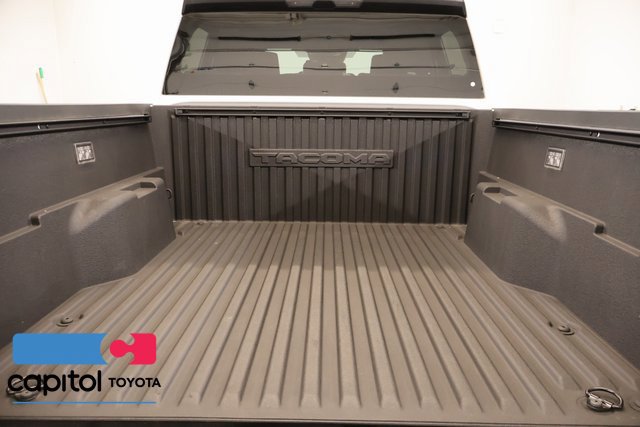 Used 2026 Toyota Tacoma SR5 AWD/4WD image 25