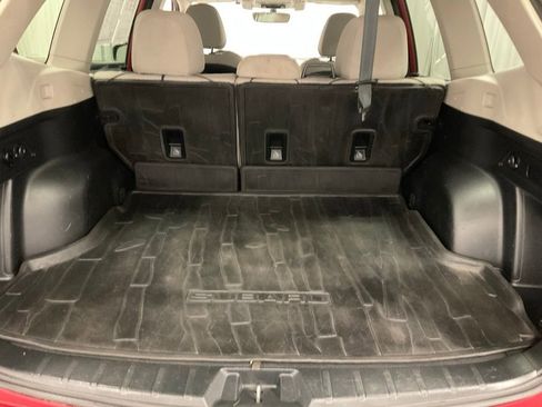 Used 2019 Subaru Forester Premium w/ All-Weather Package AWD/4WD image 23