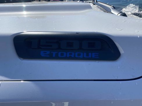 New 2026 RAM 1500 Express image 7