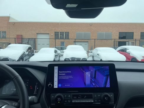 Used 2025 Toyota Grand Highlander FWD image 18