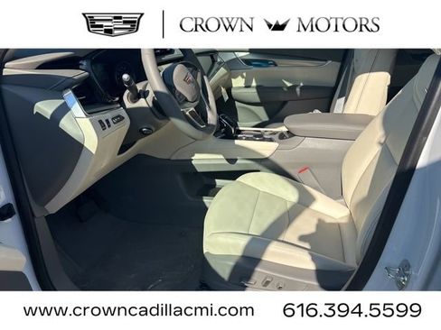 New 2026 Cadillac XT5 Premium Luxury w/ Driver Assist Package AWD/4WD image 13