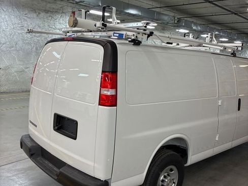 Used 2025 Chevrolet Express 2500 Extended w/ Communications Package image 36