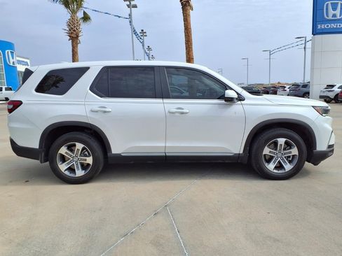 Used 2025 Honda Pilot EX-L image 8