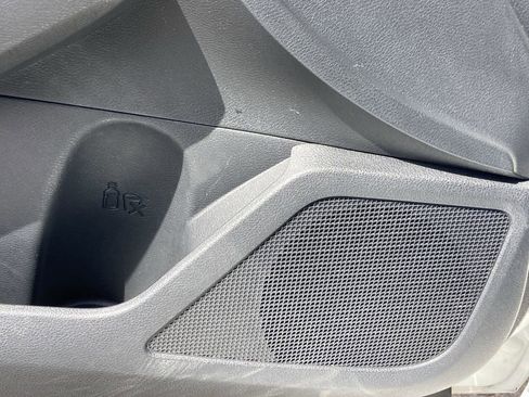 Used 2025 Nissan Altima 2.5 SV image 19