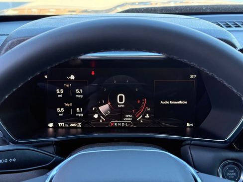 New 2026 GMC Canyon Elevation w/ Convenience Package image 30