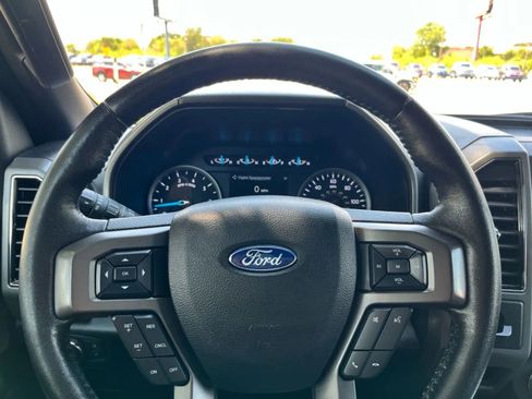 Used 2019 Ford Expedition Max XLT w/ Equipment Group 201A AWD/4WD image 20