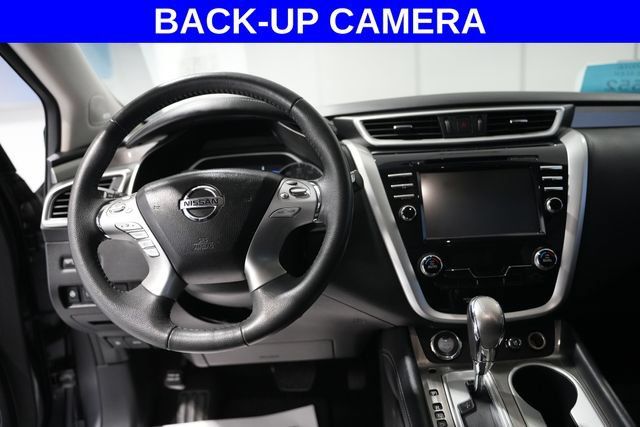 Used 2016 Nissan Murano Platinum w/ Platinum Technology Package AWD/4WD image 2