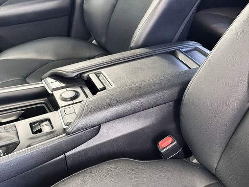 Used 2024 Toyota Grand Highlander XLE image 23