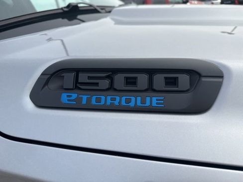 New 2026 RAM 1500 Lone Star AWD/4WD image 9