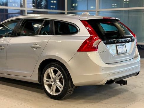 Used 2015 Volvo V60 T5 Premier Plus image 13