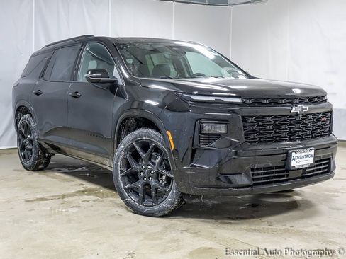 New 2026 Chevrolet Traverse RS w/ LPO, Floor Liner Package image 2