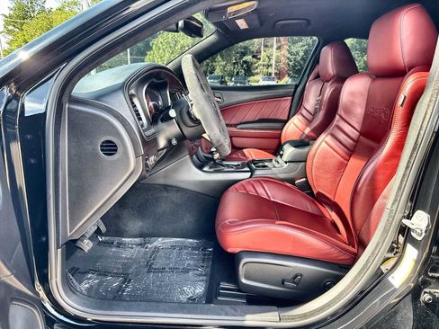 Used 2023 Dodge Charger SRT Hellcat w/ Harman/Kardon Audio Group RWD image 2