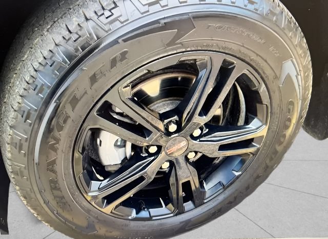 Used 2024 GMC Terrain AT4 w/ Tech Package AWD/4WD image 8