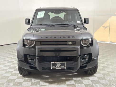 Certified 2023 Land Rover Defender 110 X-Dynamic SE image 7