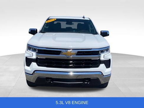 Used 2023 Chevrolet Silverado 1500 LT AWD/4WD image 2
