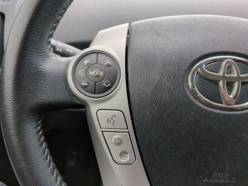 Used 2013 Toyota Prius Four FWD image 19