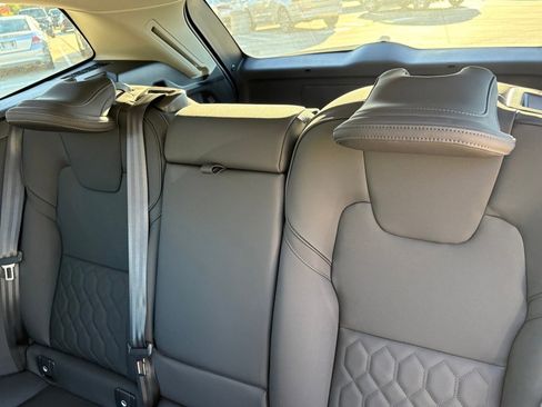 New 2026 Volvo XC60 B5 Plus w/ Protection Package Premier image 23