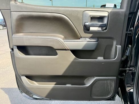 Used 2017 Chevrolet Silverado 1500 LT w/ All Star Edition image 33