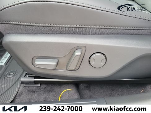 New 2026 Kia Niro Wind FWD image 21