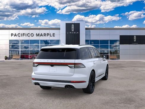 New 2026 Lincoln Aviator Reserve w/ Jet Appearance Package AWD/4WD image 8