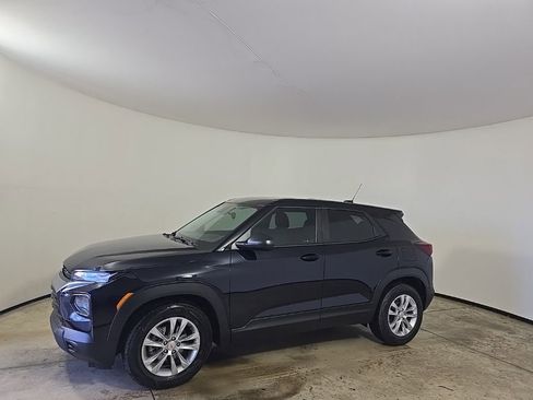 Certified 2021 Chevrolet TrailBlazer LS image 2
