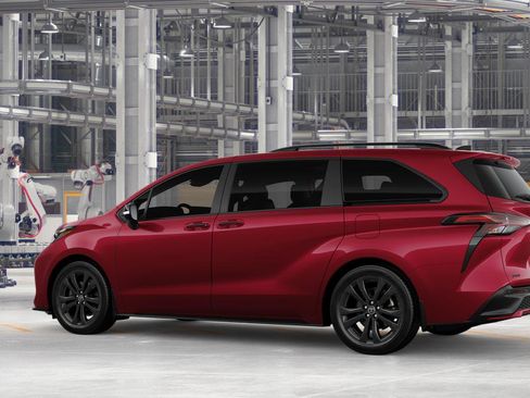 New 2026 Toyota Sienna XSE FWD image 7