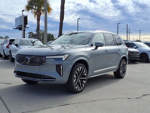 New 2026 Volvo XC90 B6 Ultra image 3