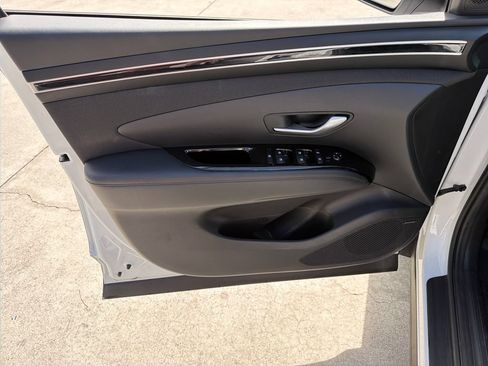 Used 2022 Hyundai Tucson SEL w/ Convenience + Premium Package FWD image 22