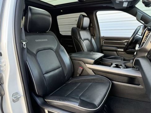 Used 2020 RAM 1500 Laramie w/ Sport Appearance Package AWD/4WD image 27