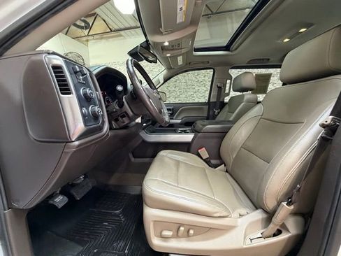 Used 2018 Chevrolet Silverado 1500 LTZ Z71 w/ LTZ Plus Package image 19