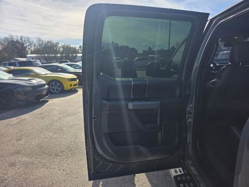 Used 2018 Ford F150 Raptor w/ Equipment Group 802A Luxury image 8