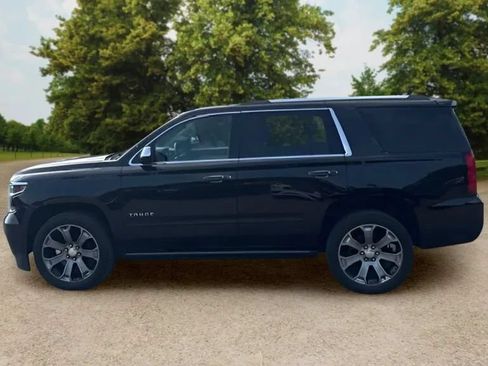 Used 2017 Chevrolet Tahoe Premier AWD/4WD image 5