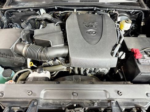 Used 2023 Toyota Tacoma SR image 27