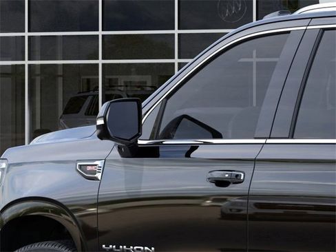 New 2026 GMC Yukon XL Elevation w/ LPO, Floor Liner Package image 12