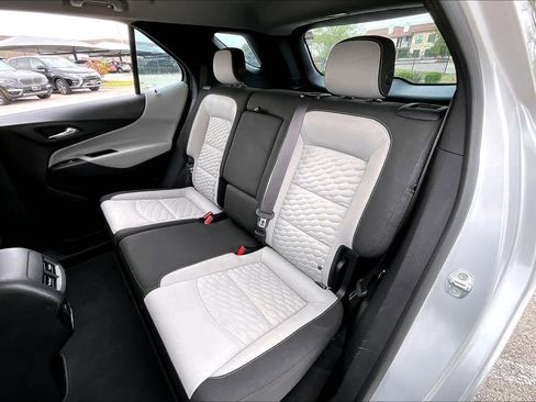 Used 2018 Chevrolet Equinox LS FWD image 21
