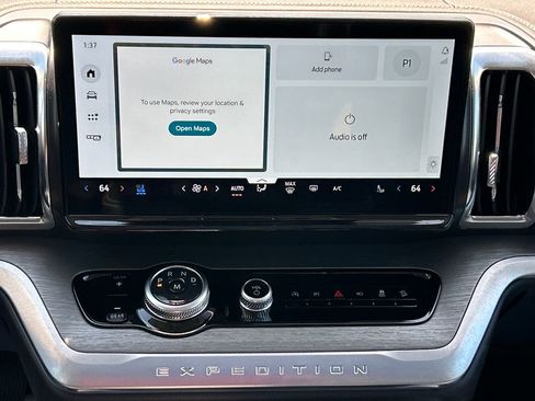 Used 2025 Ford Expedition Platinum image 22