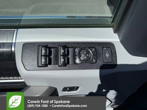 Certified 2022 Ford F450 Limited w/ FX4 Off-Road Package AWD/4WD image 23