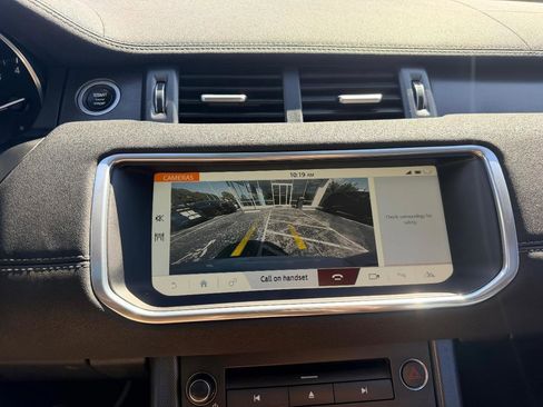Used 2019 Land Rover Range Rover Evoque SE AWD/4WD image 23