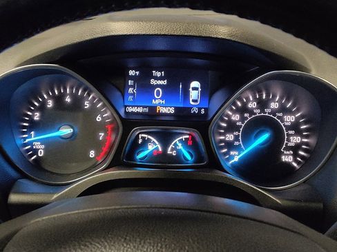 Used 2017 Ford Escape Titanium FWD image 23