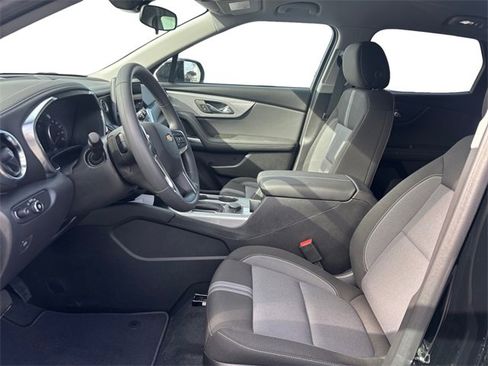 New 2025 Chevrolet Blazer LT image 9
