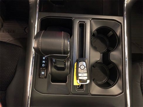 Used 2022 Ford F150 XLT w/ Equipment Group 302A High image 26