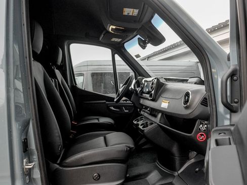 New 2026 Mercedes-Benz Sprinter 2500 image 23