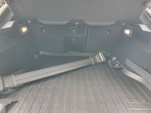 Used 2021 Maserati Levante S GranSport image 21