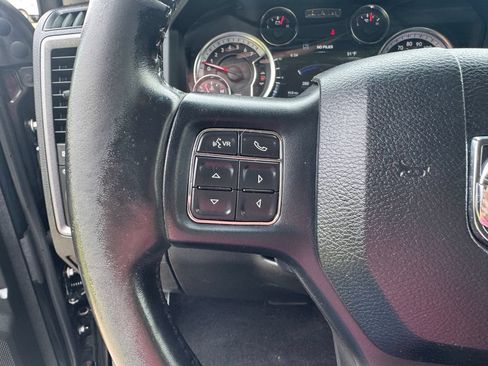 Used 2019 RAM 1500 Express w/ Wheel & Sound Group AWD/4WD image 17