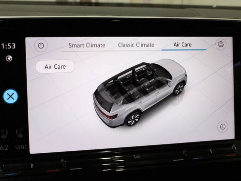 Used 2024 Volkswagen Atlas SE image 40